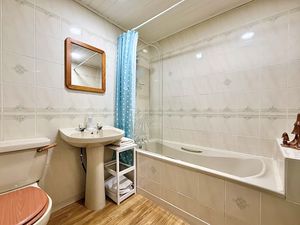 Photo 28- click for photo gallery